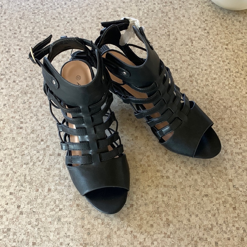 Black Ardenes heels